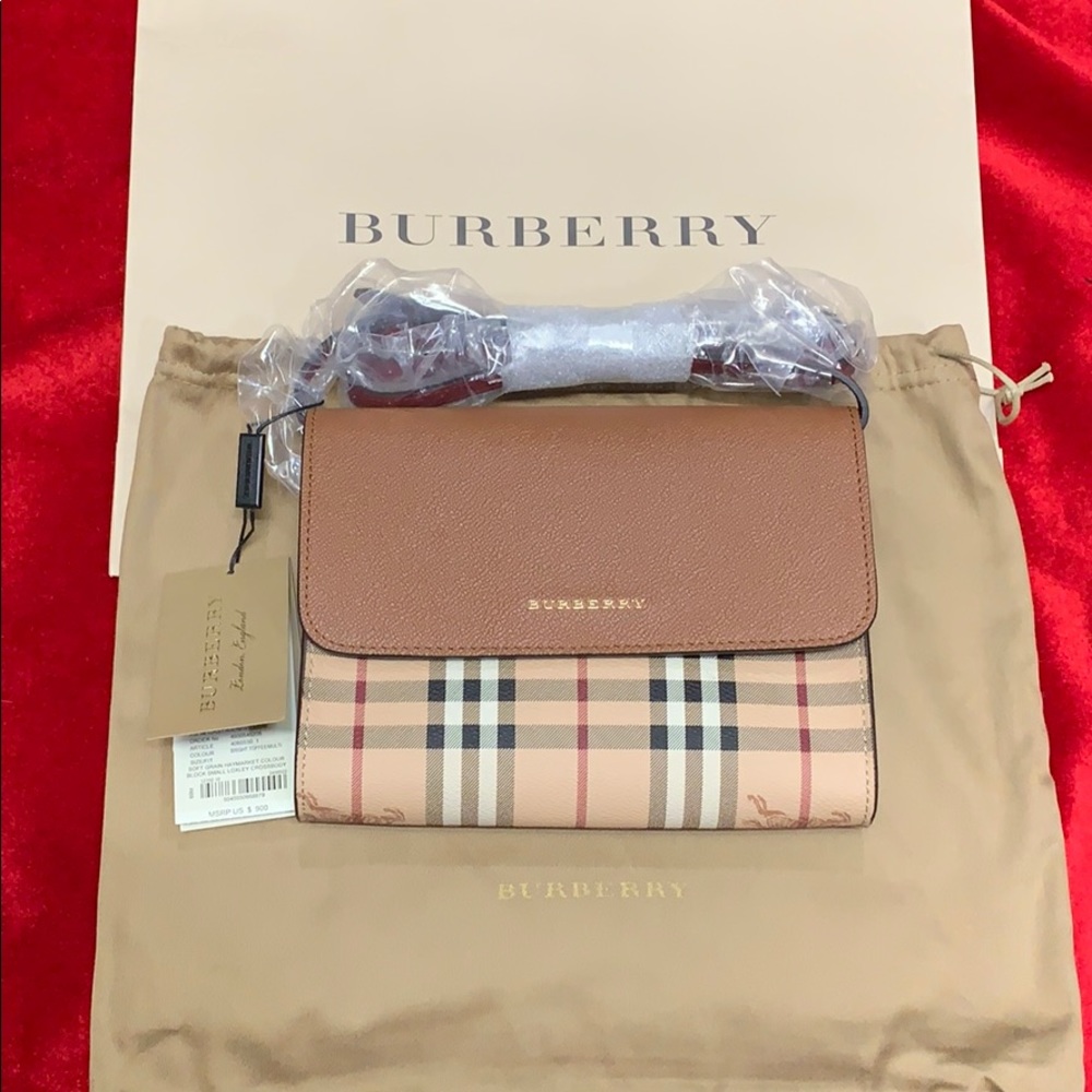 Brand new authentic Burberry crossbody Bag clutch - Picture 1 of 8